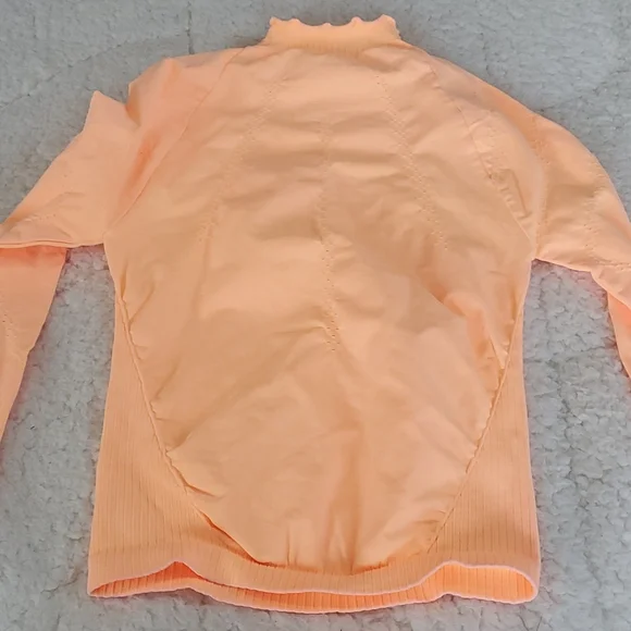 41. *view pics* Free People Good Karma Hi-Neck Layer Top Morning Sun - Picture 10 of 17